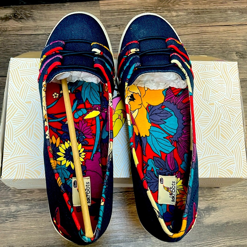 Sak roots Rhipley crimson shoes